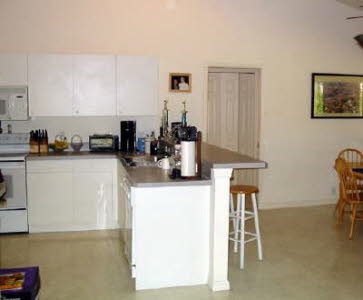 Kitchen Before Breakfast Bar